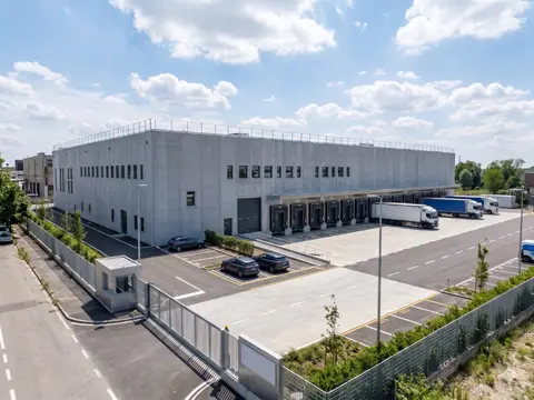 Capannone in viale papa giovanni xxiii, Liscate (MI) 5300 m², 10 locali, 3 bagni