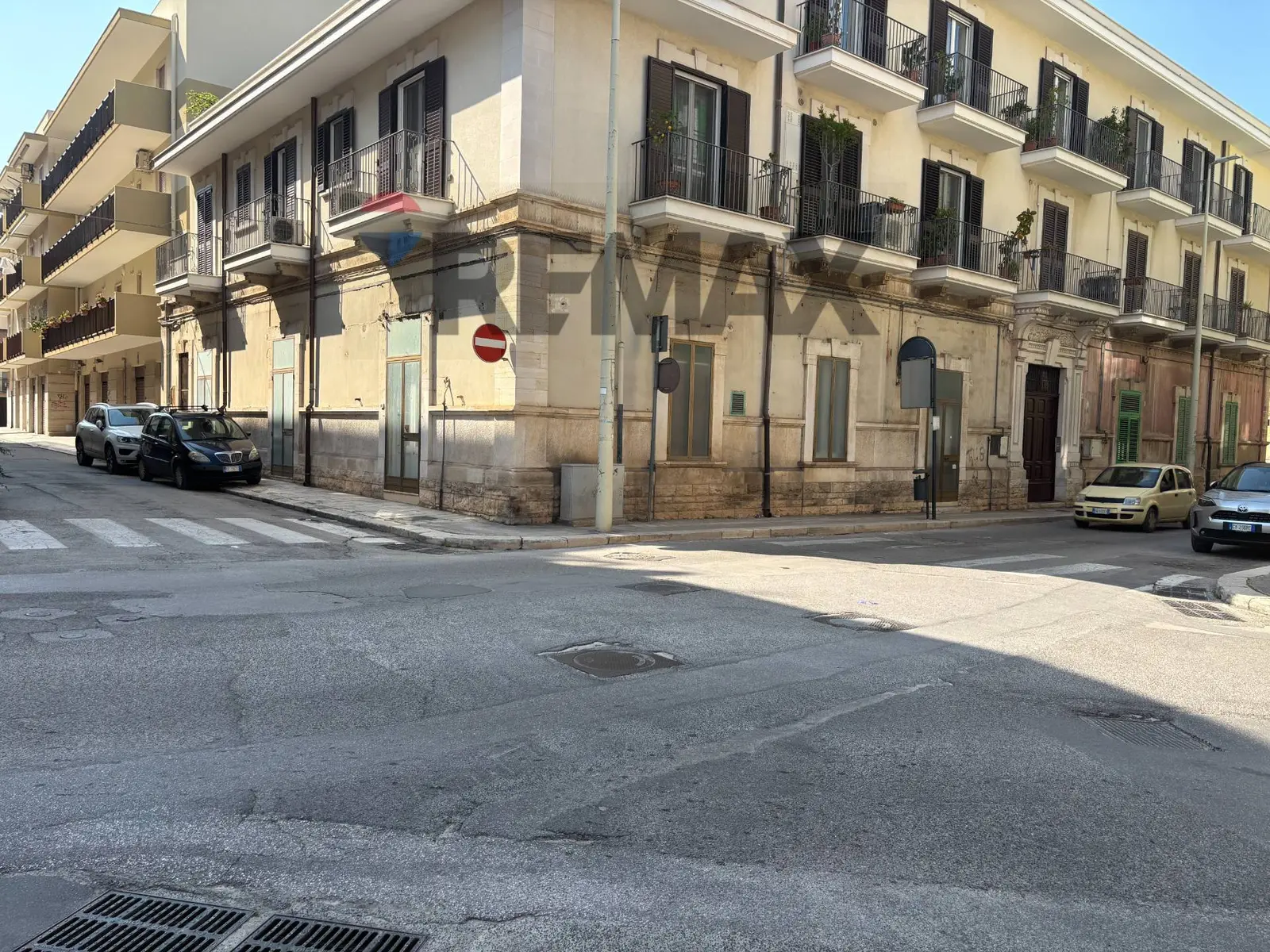 Attività  Commerciale in Affitto a Giovinazzo