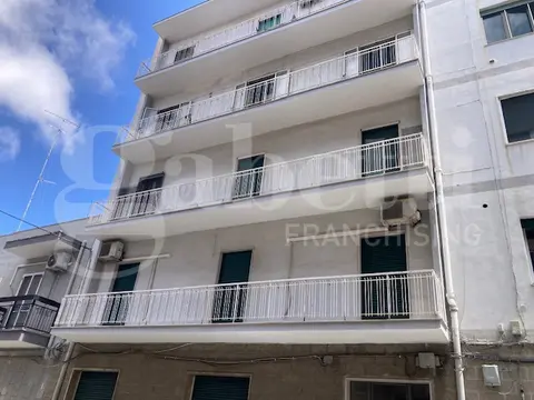 Appartamento in Via Settimio Severo 14, Brindisi (BR)