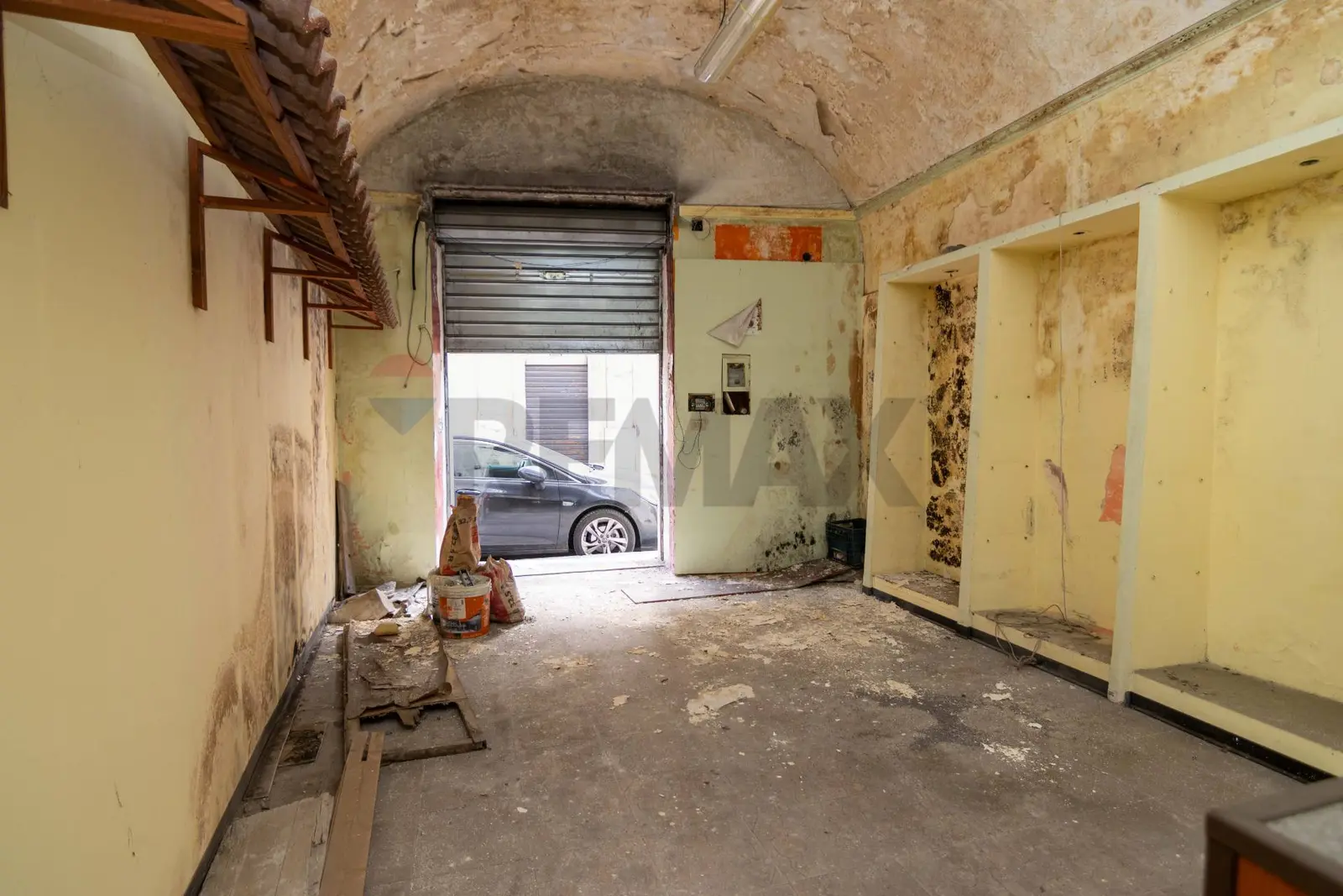 Locale Commerciale in Vendita a Lentini