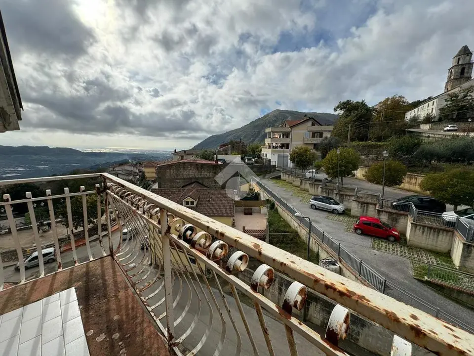 Bilocale in vendita a San Cipriano Picentino