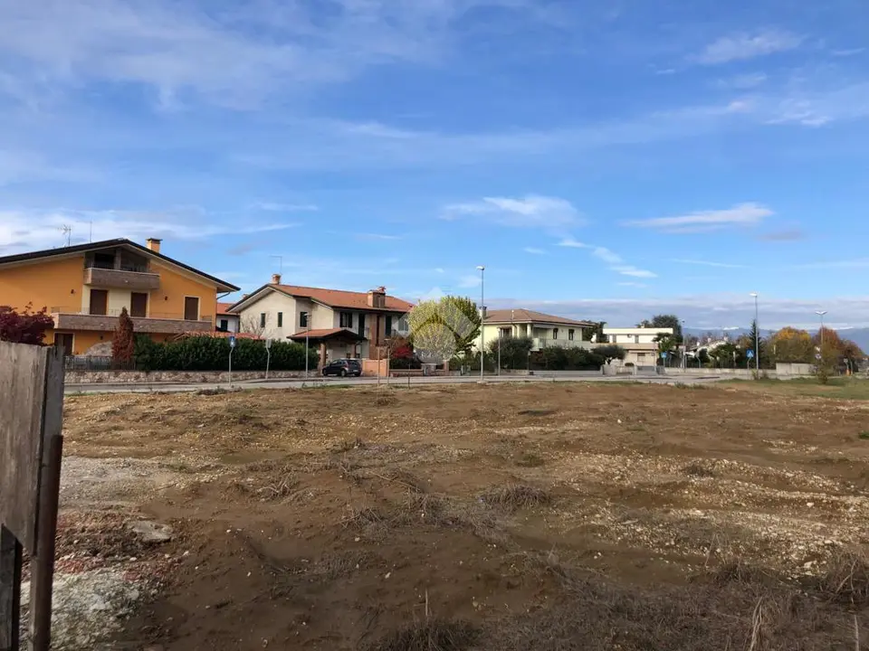 Ter. residenziale in vendita a Fontaniva