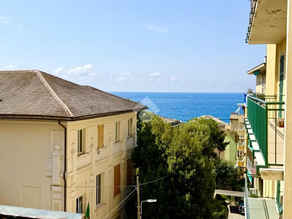 Quadrilocale in vendita a Genova