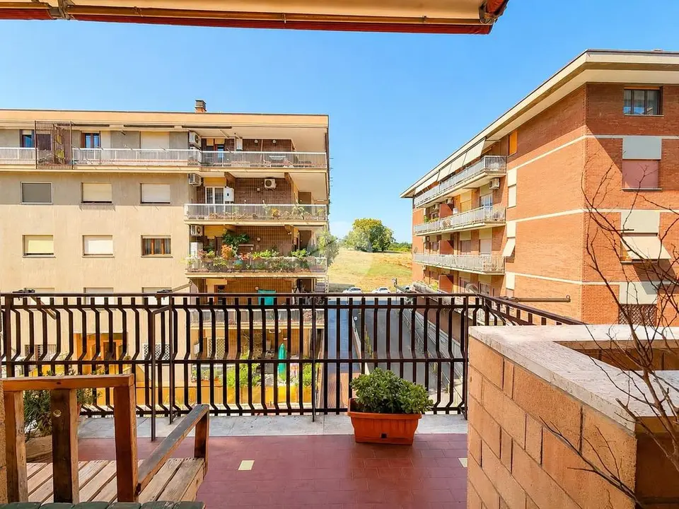 Quadrilocale in vendita a Roma
