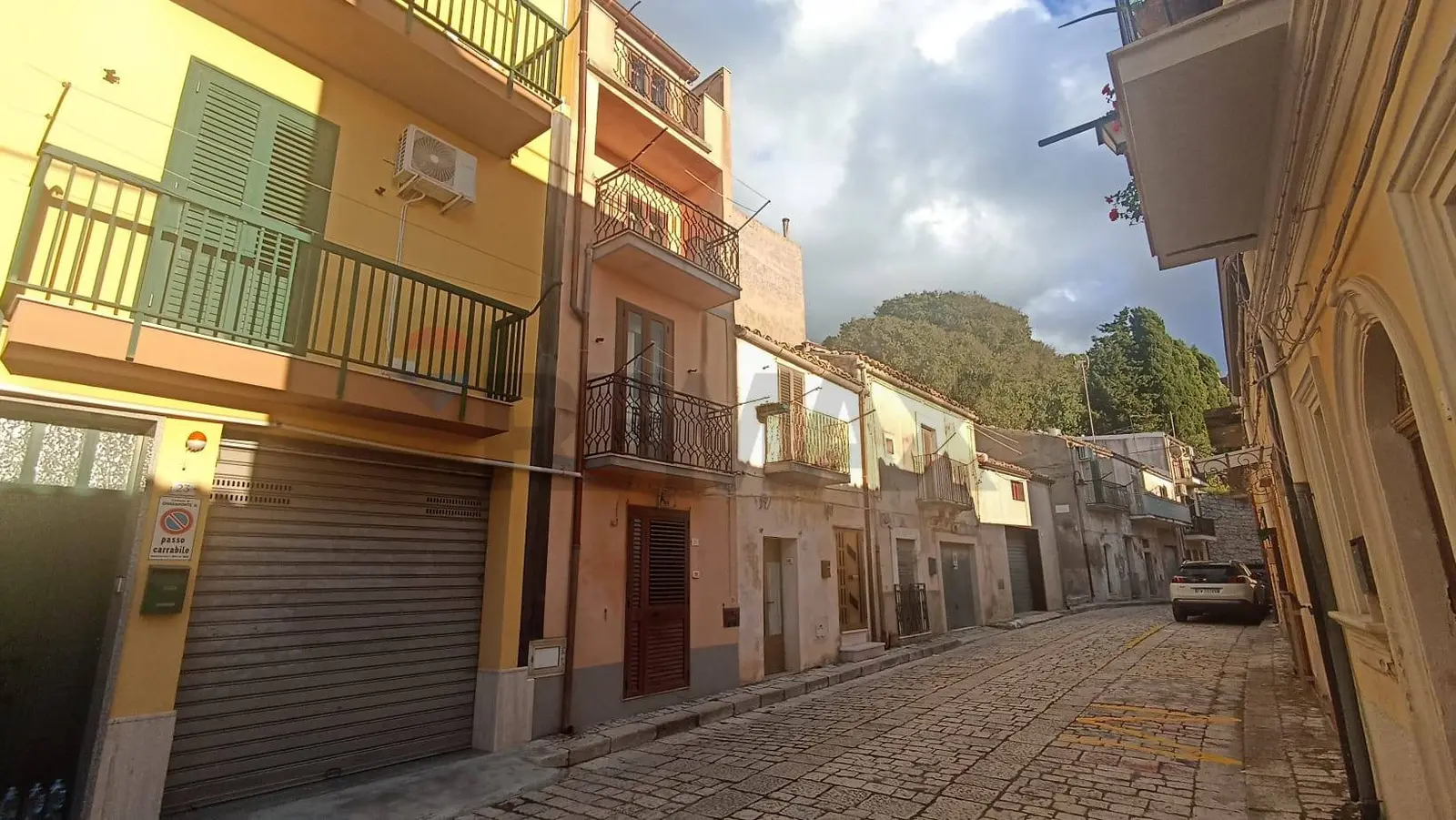 Casa Indipendente in Vendita a Chiaramonte Gulfi