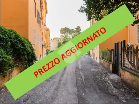 Quadrilocale in vendita a Roma