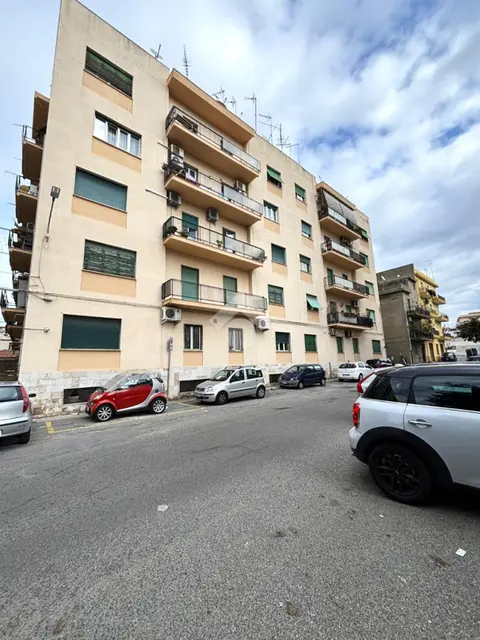 Trilocale in vendita a Reggio Di Calabria