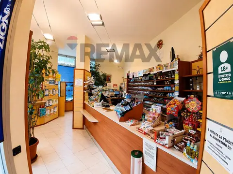 Attività  Commerciale in Vendita a Novara