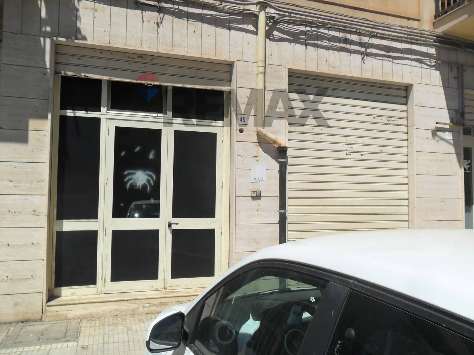 Locale Commerciale in Affitto a Caltanissetta