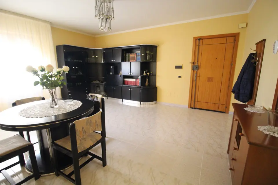 Appartamento in Via Roma  102, Manduria (TA)
