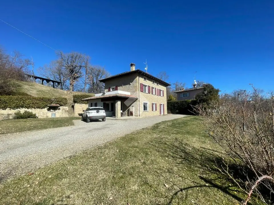 Villa singola in vendita a Pavullo Nel Frignano