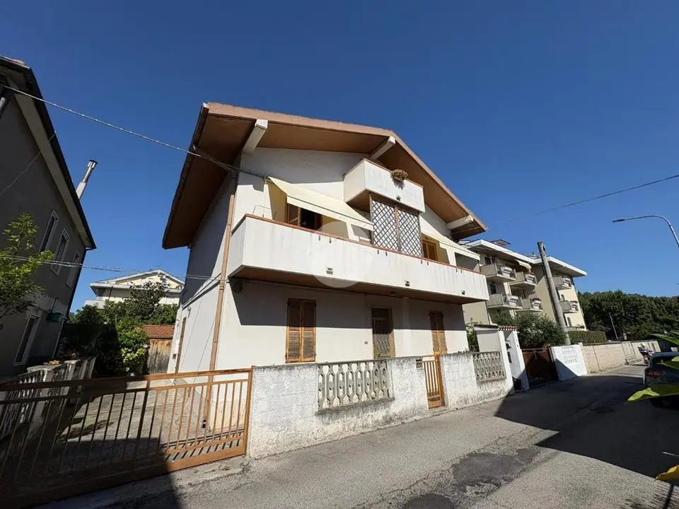 Trilocale in vendita a Montesilvano
