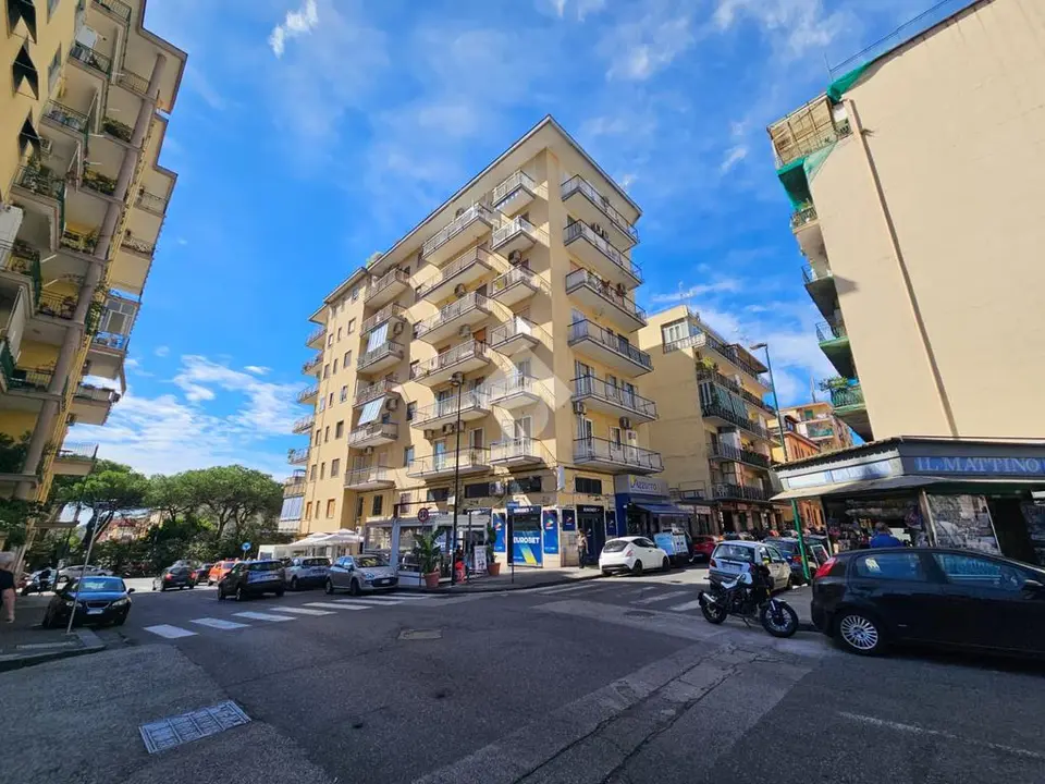 Trilocale in vendita a Napoli
