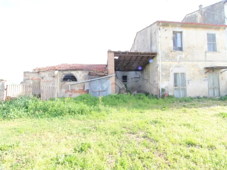 Casa semindipendente in vendita a Cascina