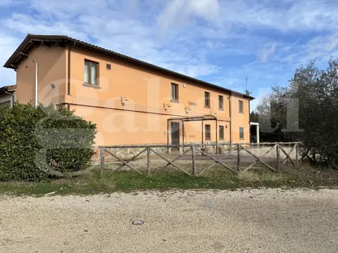 Casa Indipendente in  Strada Rivolta Valvitiano 13, Perugia (PG)