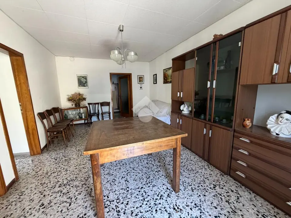 Villa a schiera d'angolo in vendita a Calceranica Al Lago