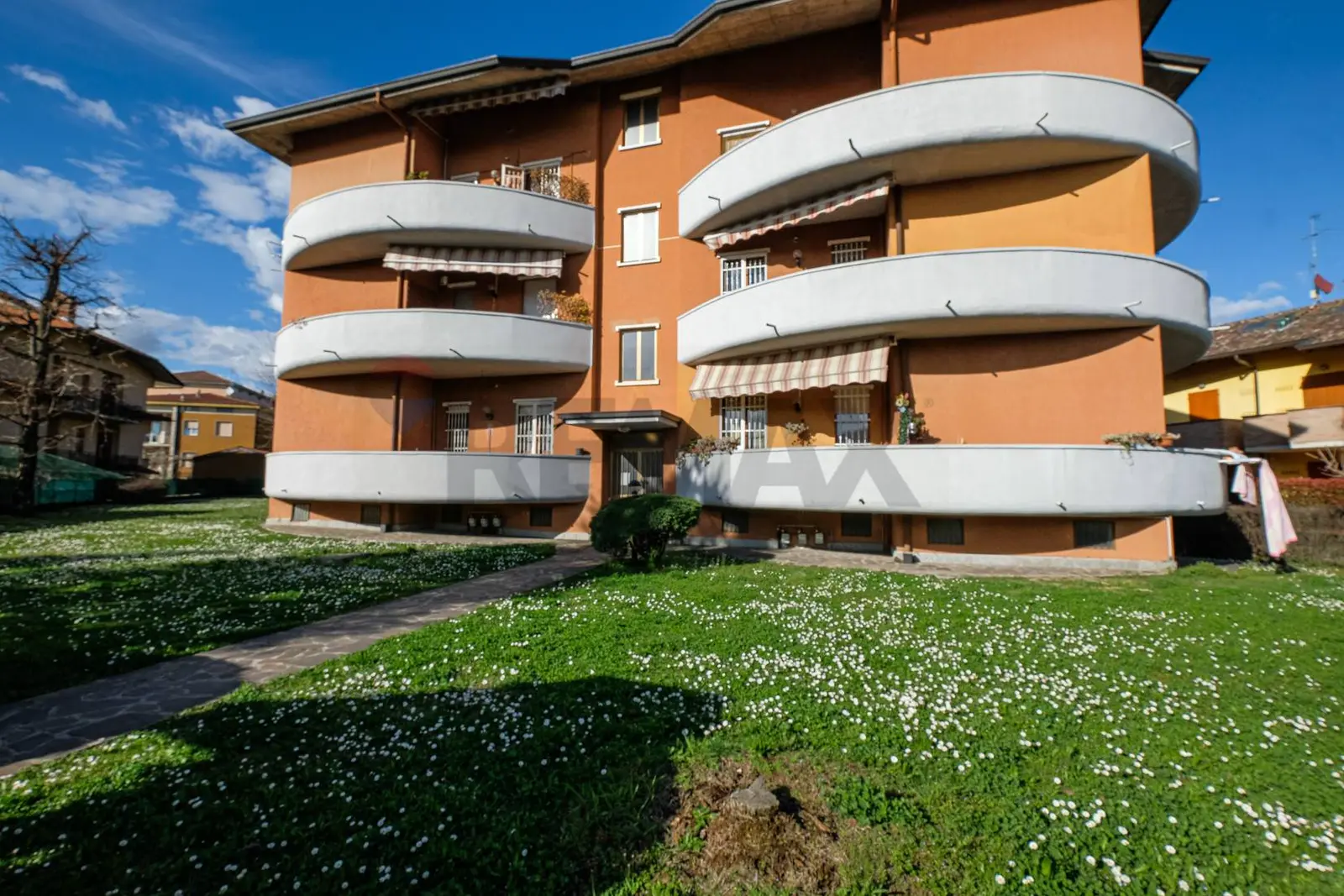Appartamento in Vendita a Ambivere