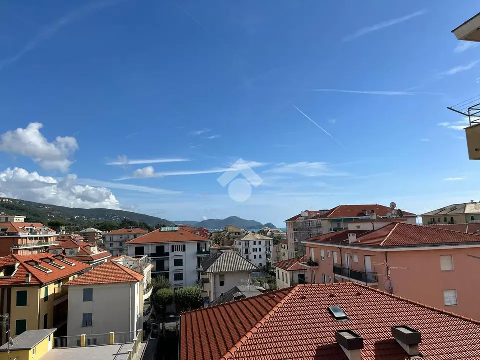 Trilocale in vendita a Lavagna