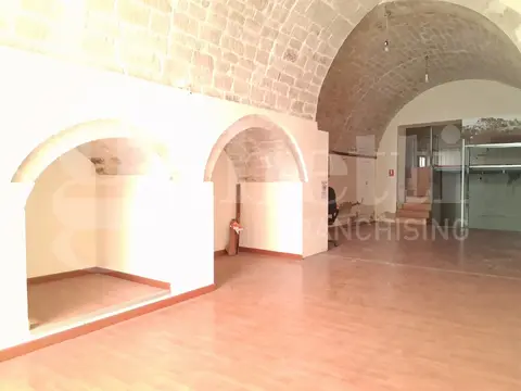 Laboratorio in Via San Giovanni 40, Ragusa (RG)