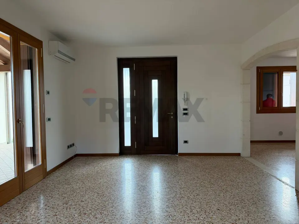 Villa a schiera in Affitto a Longare