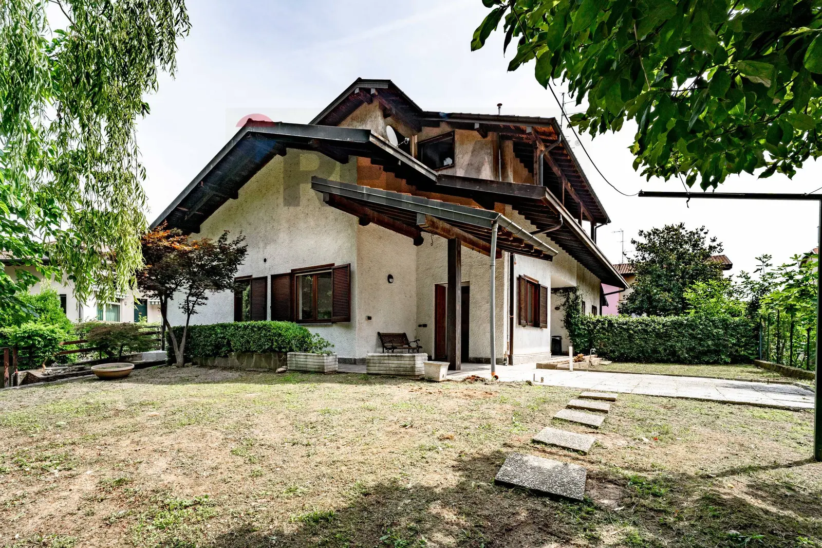 Porzione di villa in Affitto a Garbagnate Milanese