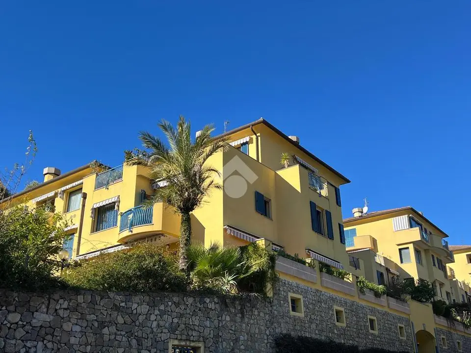 Trilocale in vendita a Arenzano