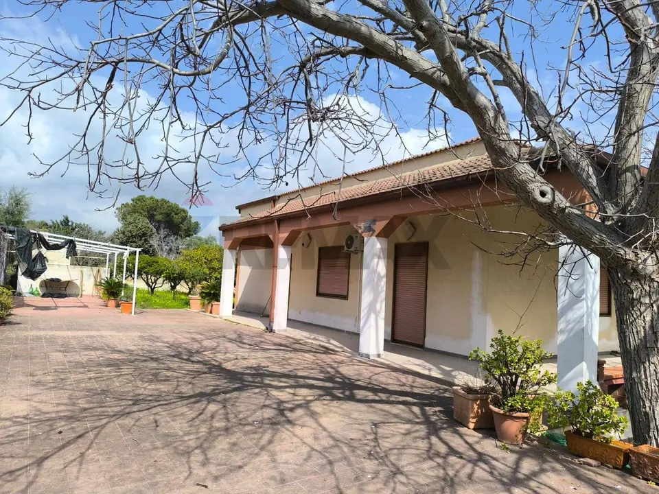 Villa o villino in Vendita a Floridia
