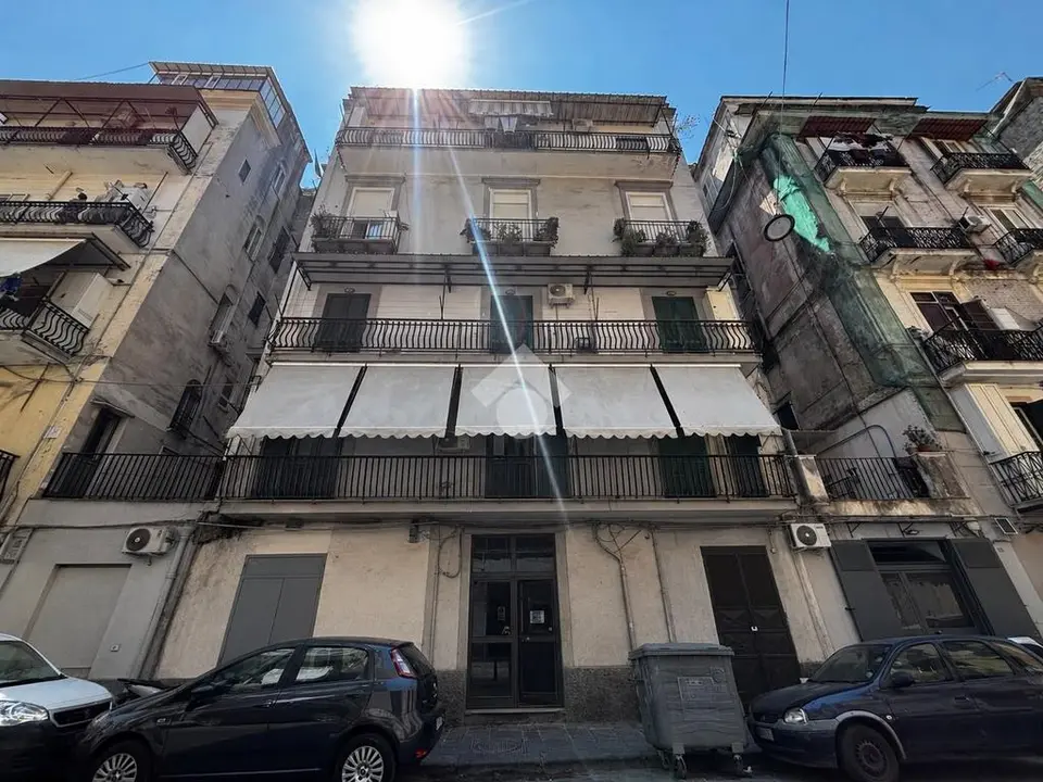 3 bedroom Apartment for sale in Napoli