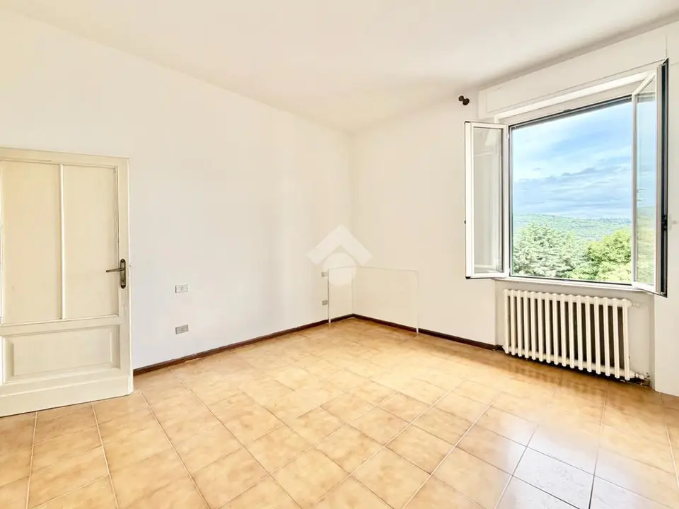 5 locali in vendita a Perugia