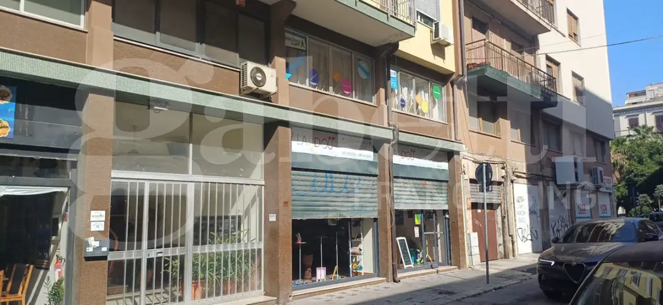 Ufficio in Via Michele Amari 15, Palermo (PA)