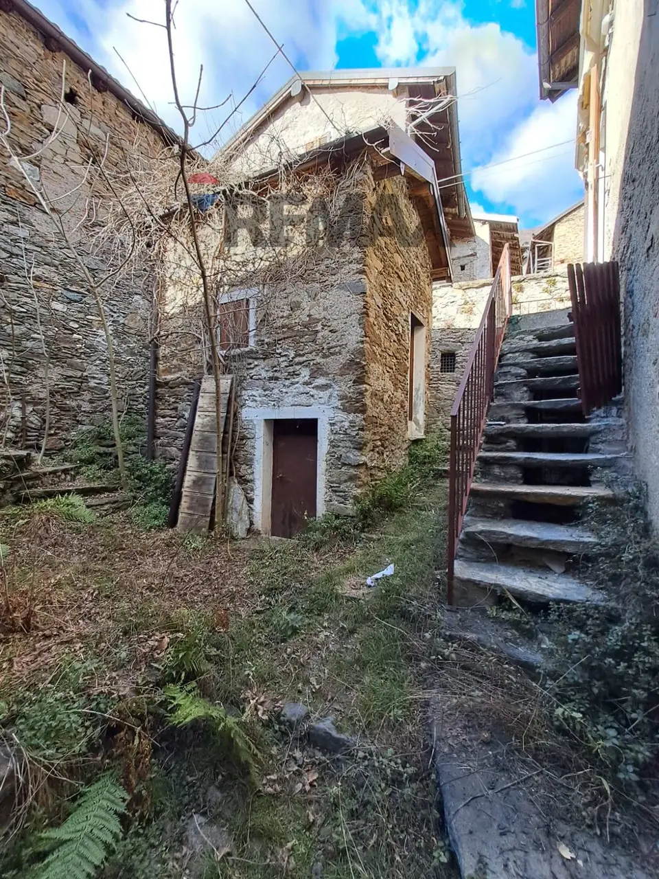 Casa Indipendente in Vendita a San Siro