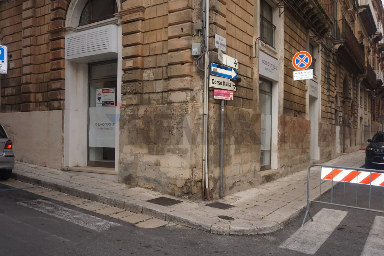 Locale Commerciale in Affitto a Ragusa