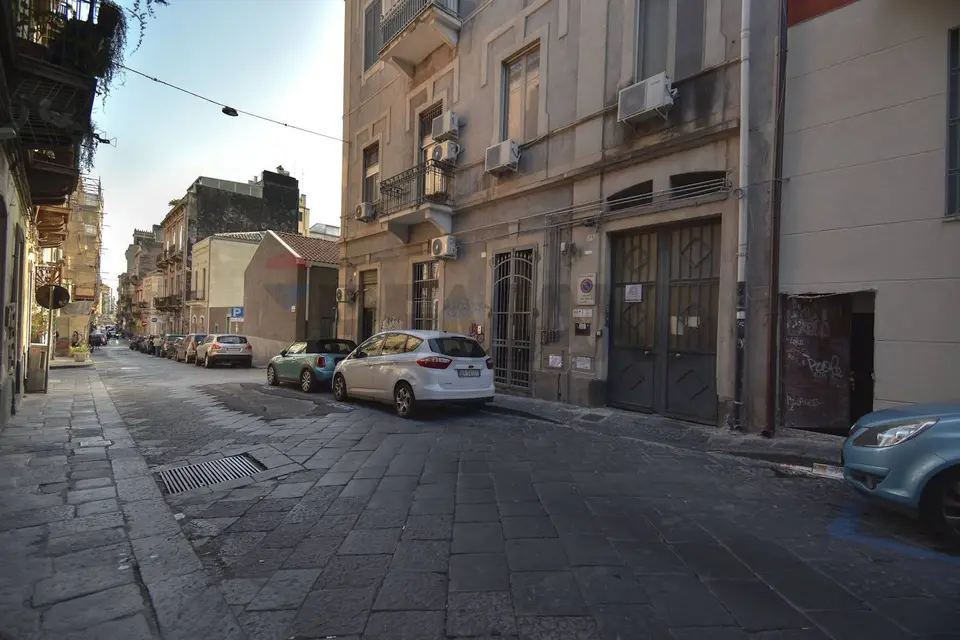 Negozio in Vendita a Catania