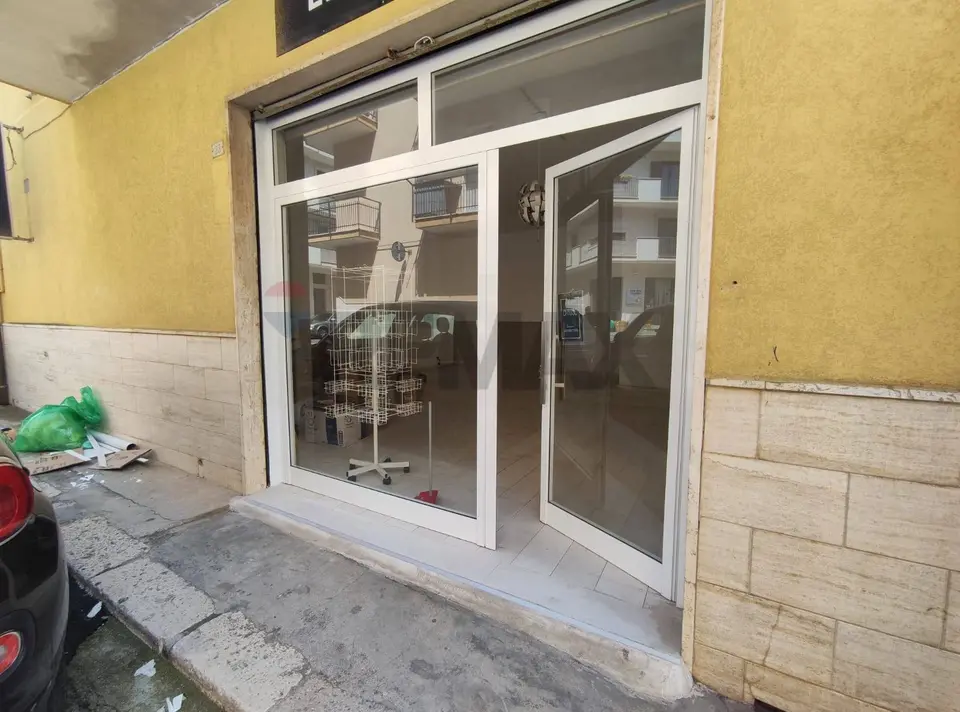 Locale Commerciale in Vendita a Laterza