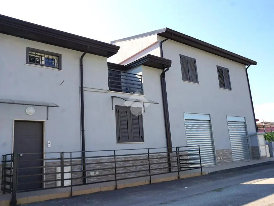 Bilocale in vendita a Montecorvino Rovella