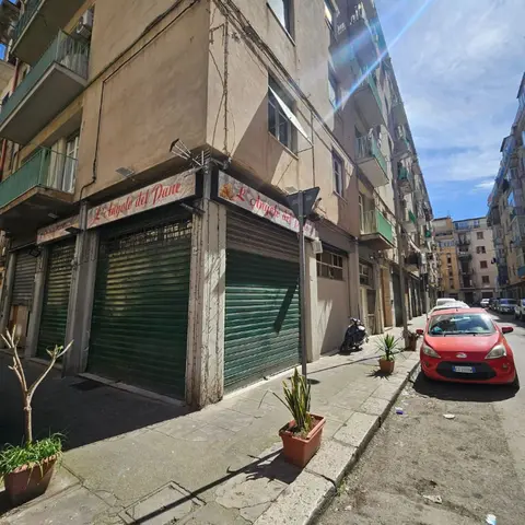 Negozio in Via Mariano Bonincontro 29, Palermo (PA)