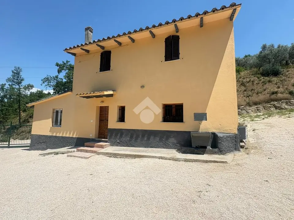 Casa indipendente in vendita a Torgiano