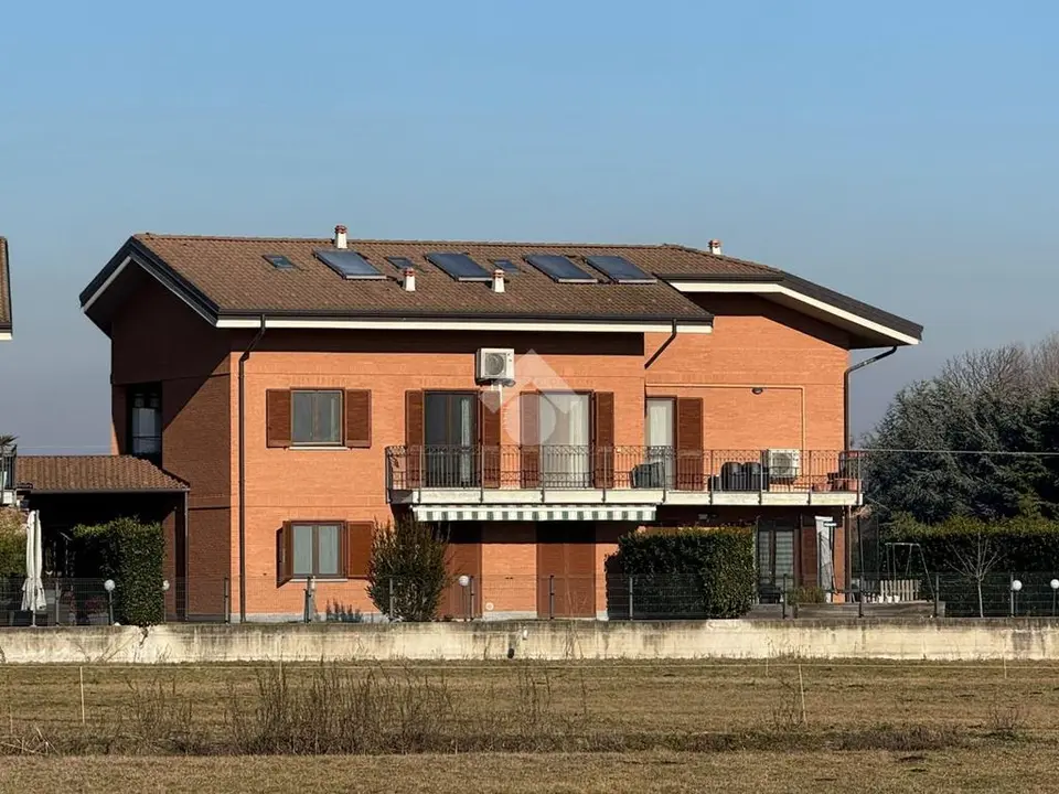 5 locali in vendita a Rivalta Di Torino