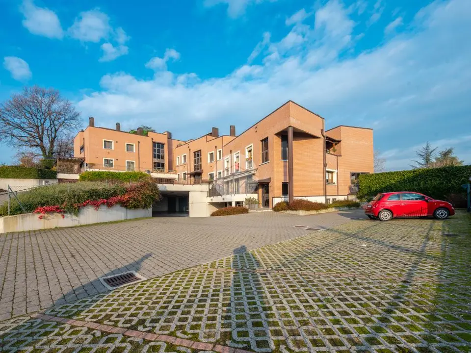 5 locali in vendita a Zola Predosa