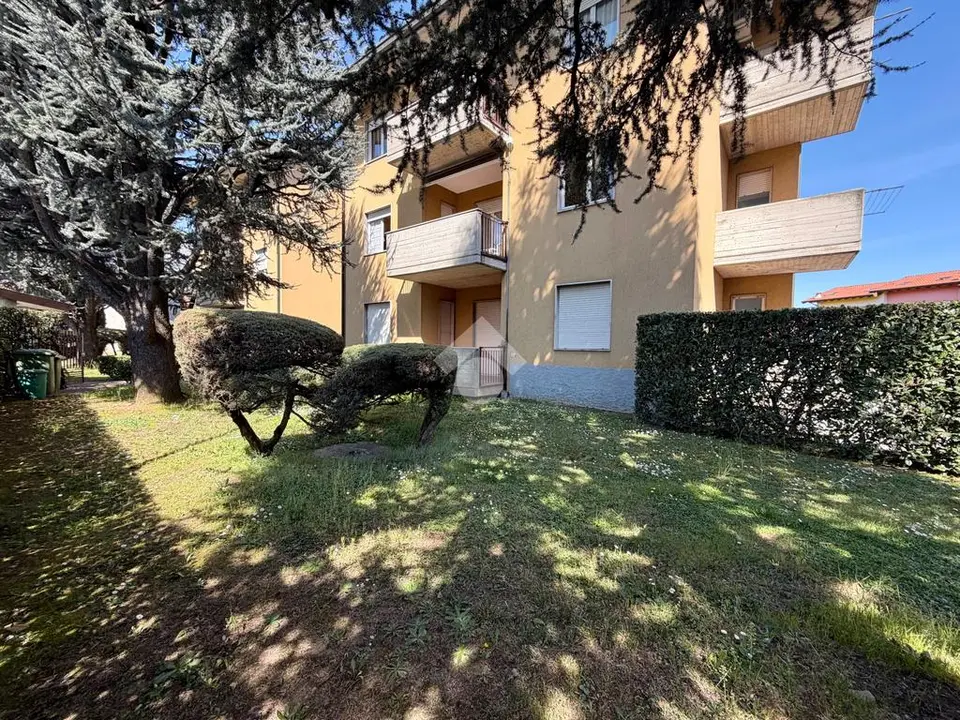 Trilocale in vendita a Terno D'Isola