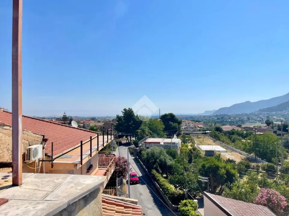 Palazzina in vendita a Palermo