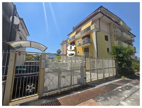 Appartamento in Via Irno, Pontecagnano Faiano (SA)