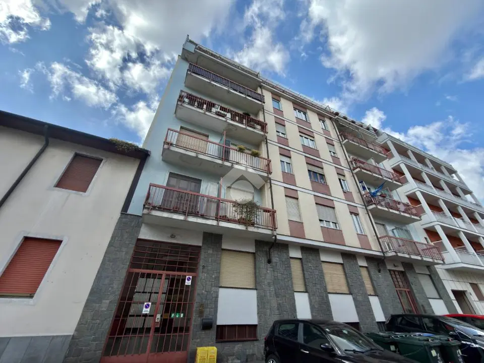 Box / posti auto in vendita a Torino