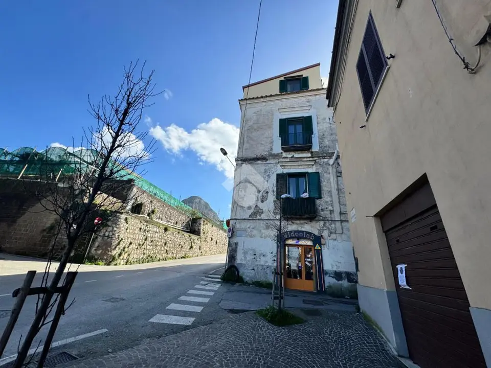 Quadrilocale in vendita a Piano Di Sorrento