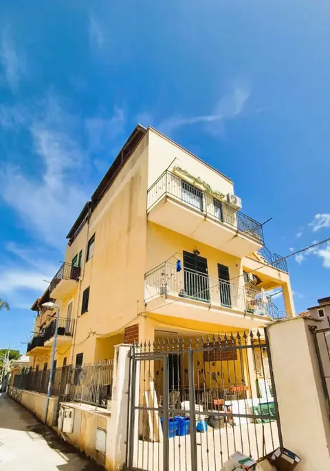 Appartamento in Via Leopardi  18, Agrigento (AG)