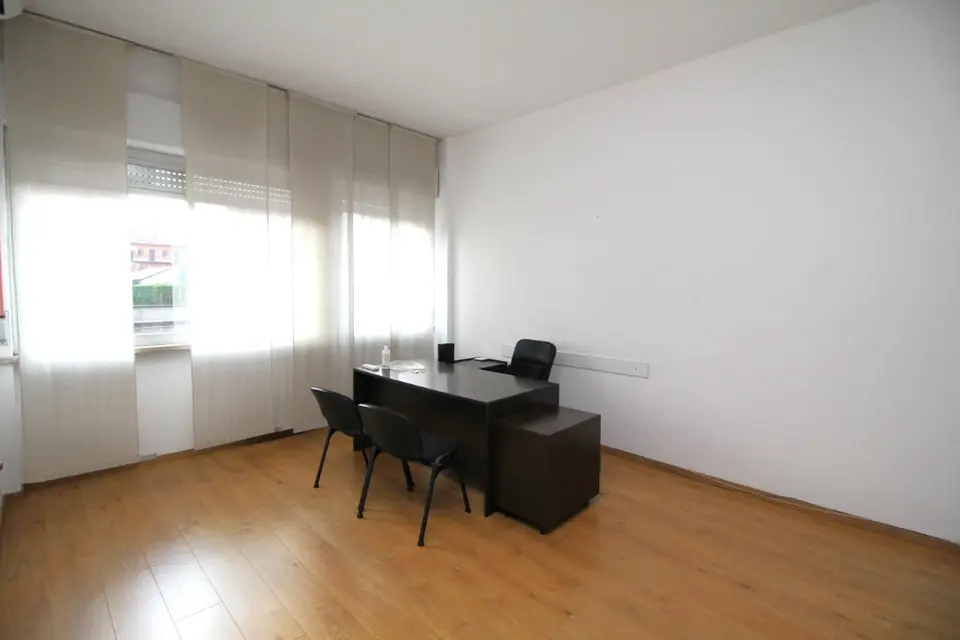Ufficio in Via ratti 11, Legnano (MI)