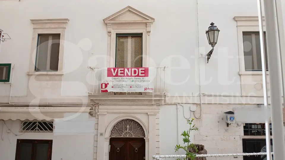 Casa Indipendente in Via Cattedrale, Ostuni (BR)