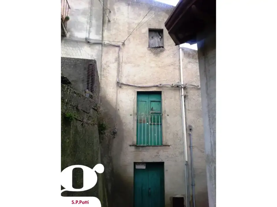 Casa Indipendente in VIA ARABITE 0, San Piero Patti (ME)