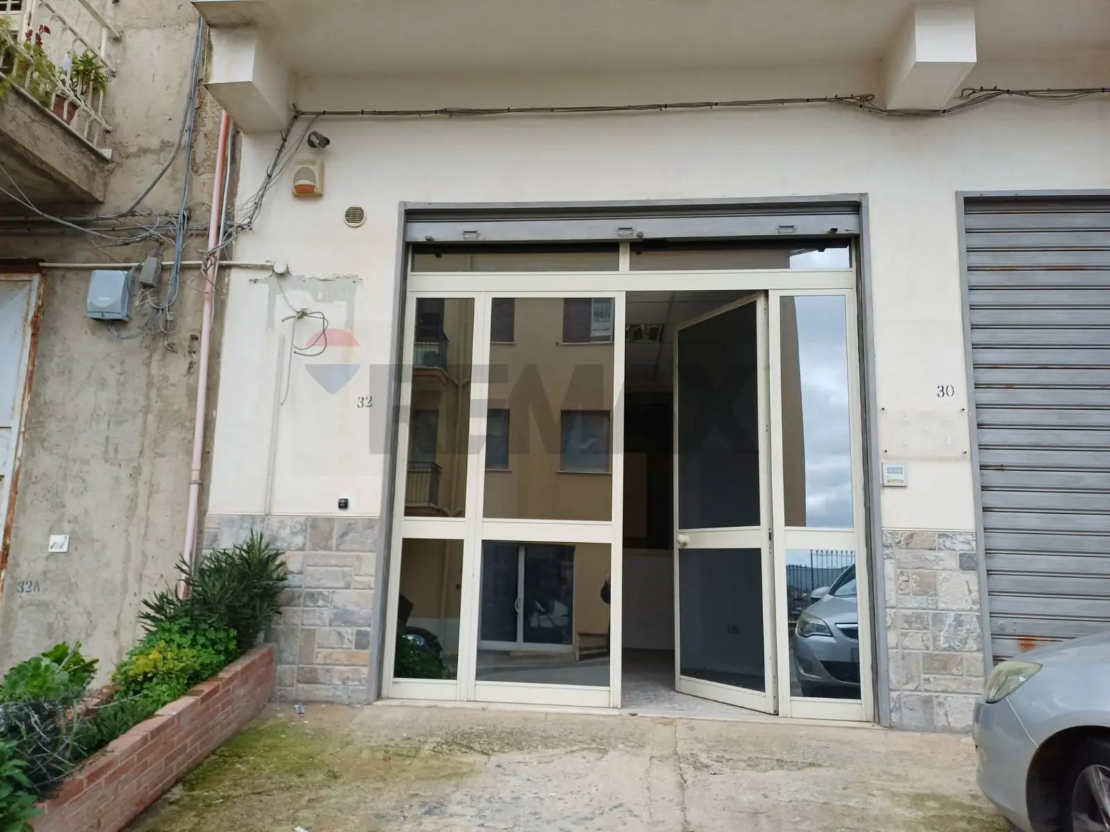 Attività  Commerciale in Affitto a Favara