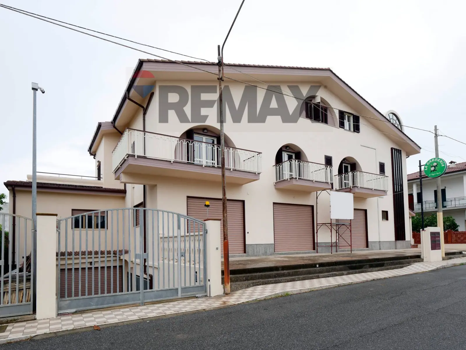 Appartamento in Vendita a Roseto Capo Spulico